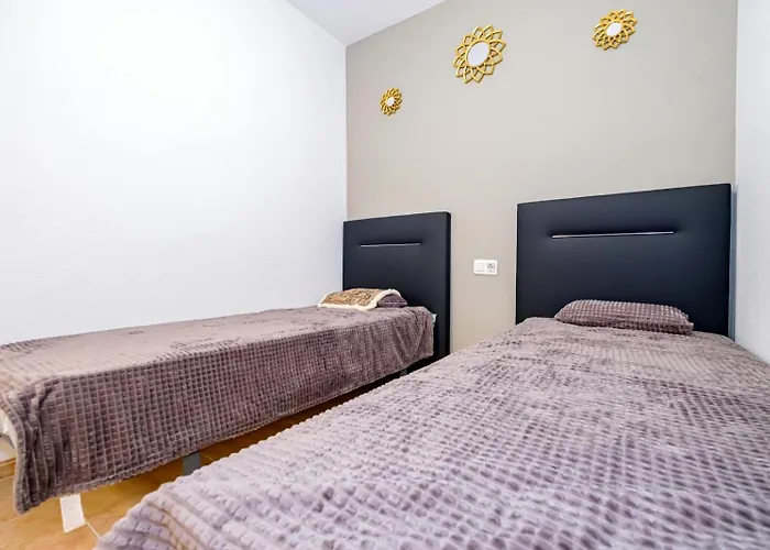 Jose Hurtado Id202 Apartment *